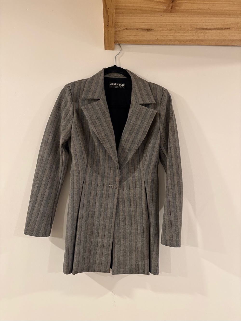 Chiara Boni La Petite Robe Gray Pinstripe Stretch Blazer Size 44 US 8